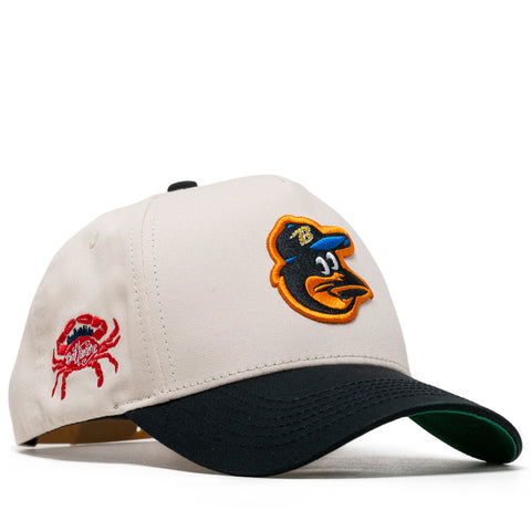 Reference Orivens Snapback - Cream/Black