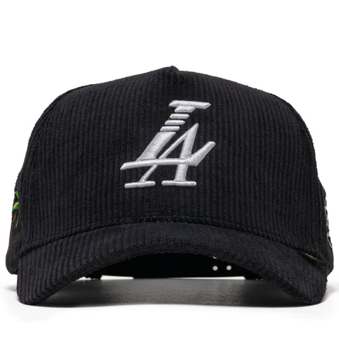 Reference Paradise LA Corduroy Snapback - Black