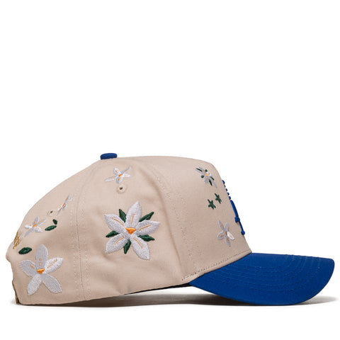 Reference Paradise LA Floral Snapback - Cream/Blue
