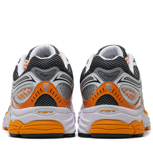 Saucony Progrid Omni 9 - White/Fuego