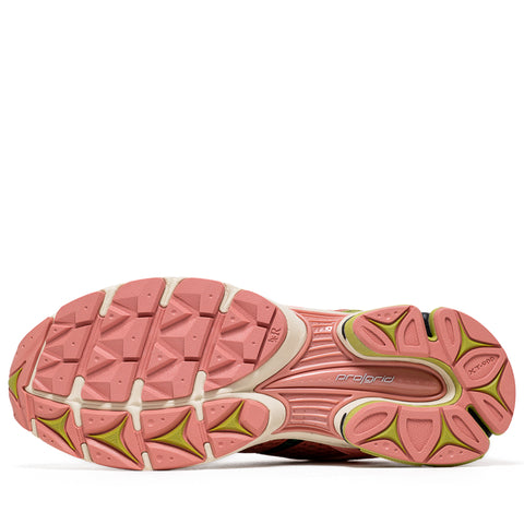 Jae Tips x Saucony Progrid Triumph 4 'Virginia Creeper' - Peach/Leaf