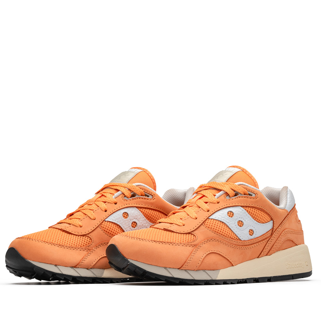 Saucony best sale sneakers orange