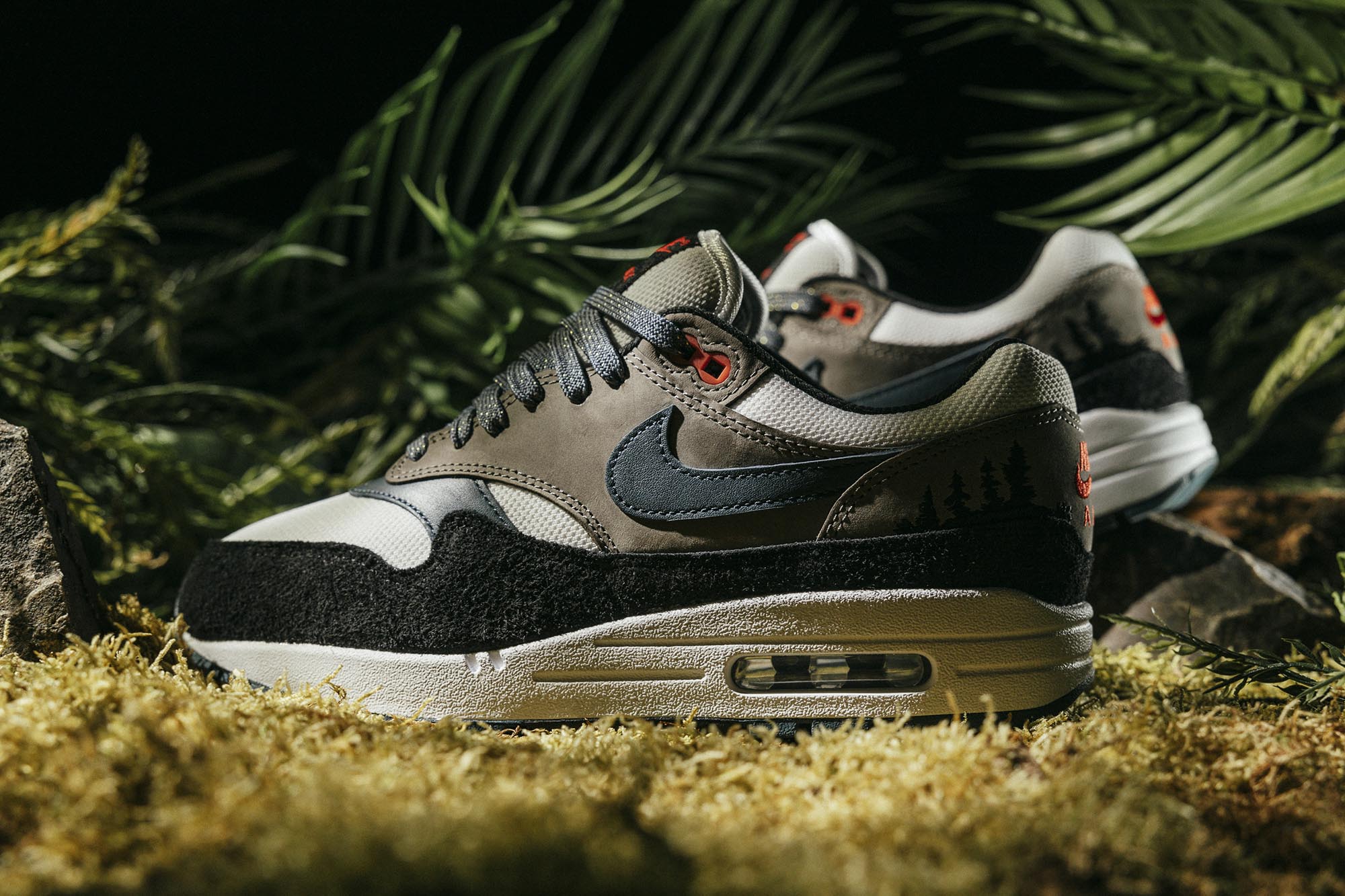 Air max 1 on sale escape