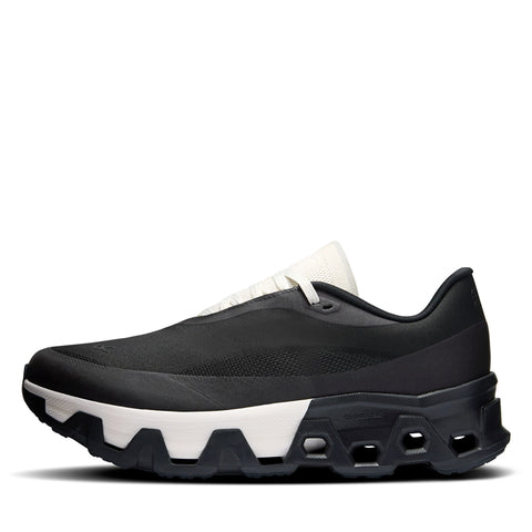 Women's POST ARCHIVE FACTION x On Cloudmonster Hyper - Black/Black