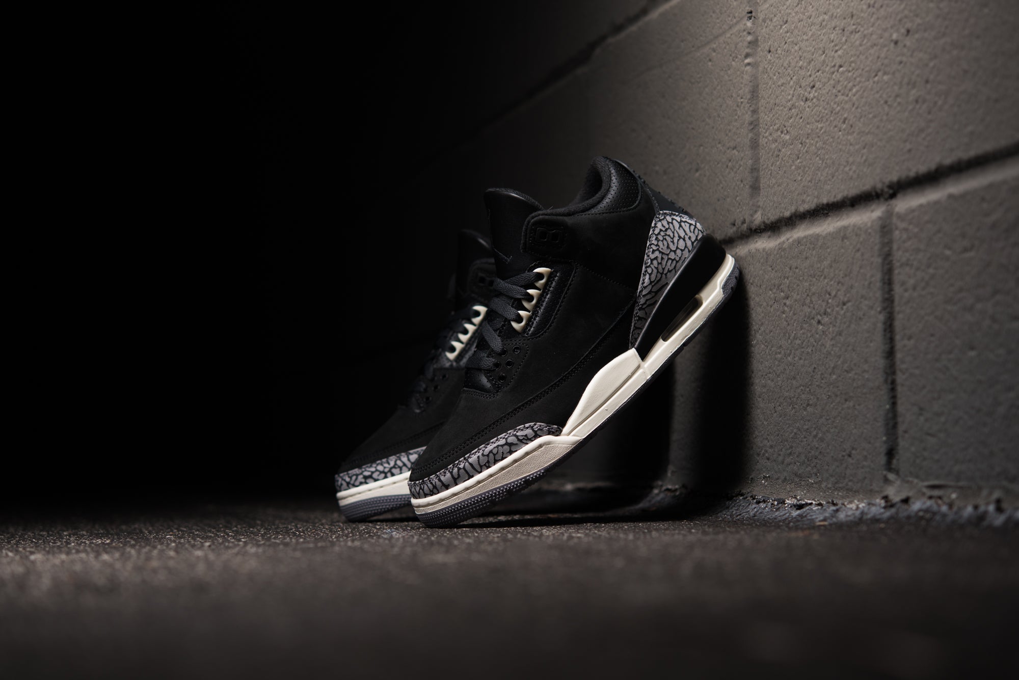 All black retro 3 outlet