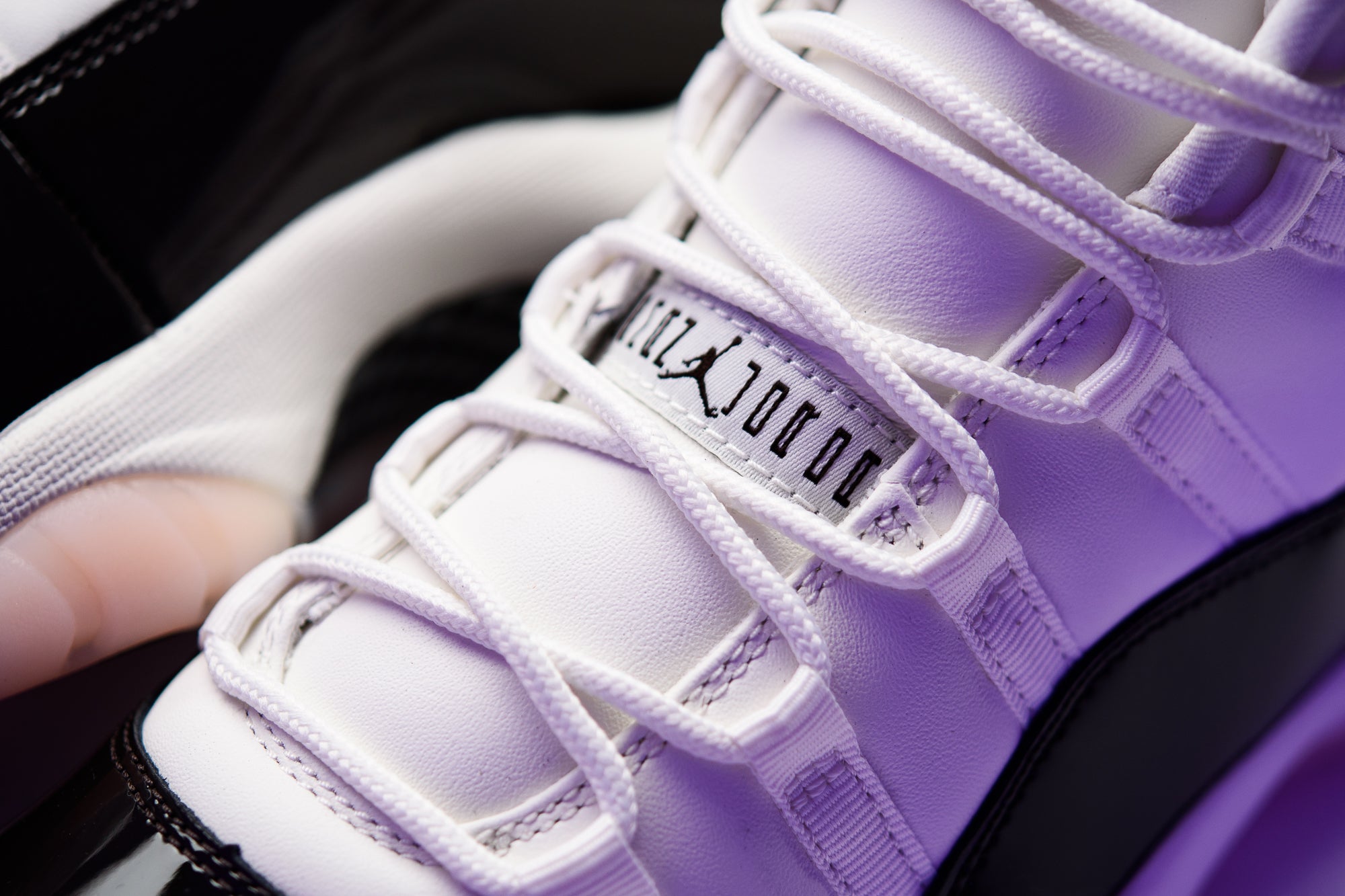 Jordan 11 sail top