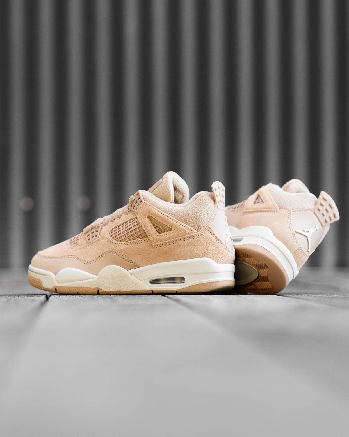 retro 4 jordans brown