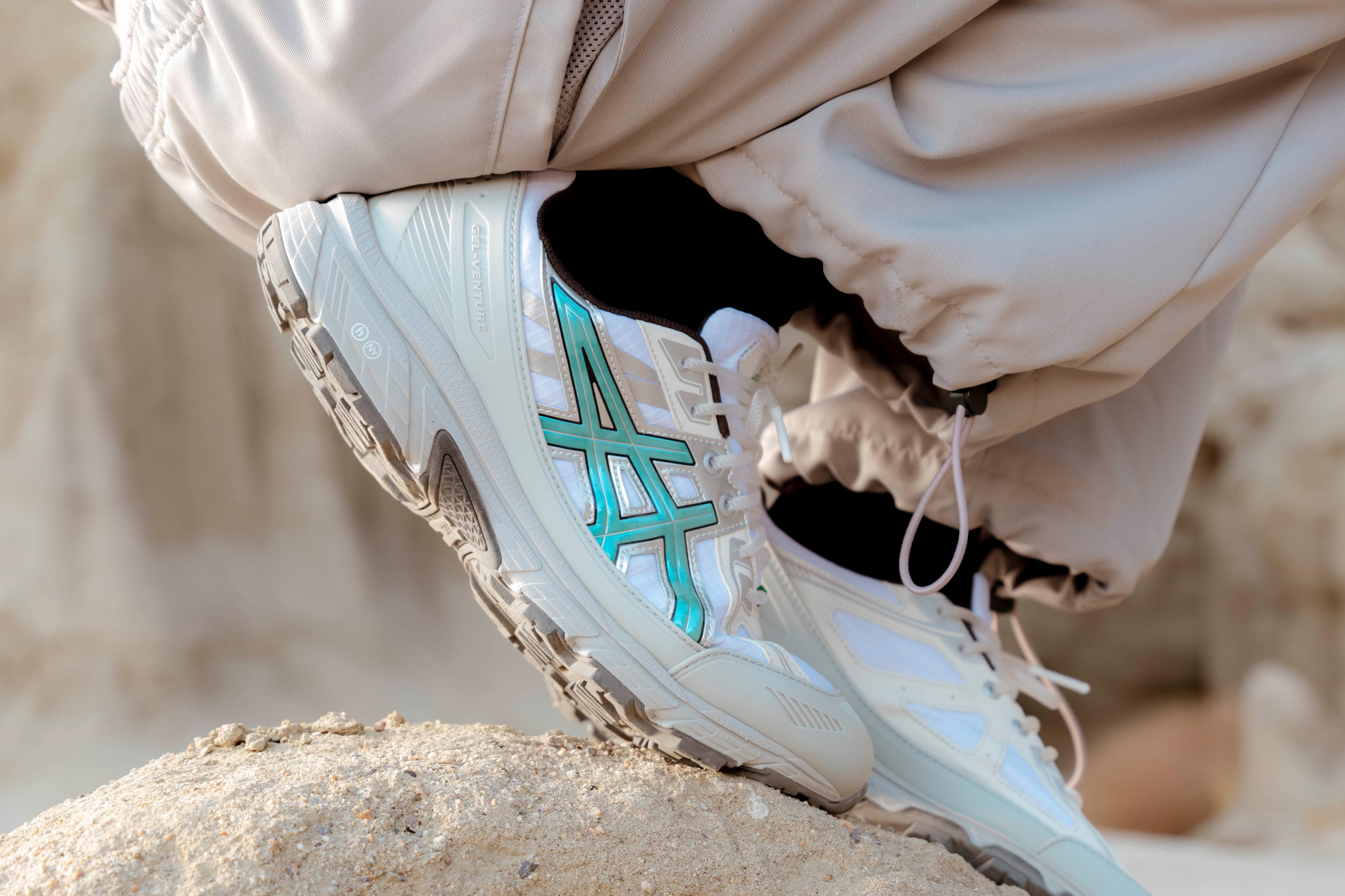 【極美品】Hidden x Asics Gel-Venture6 27cm Hidden NY x ASICS Gel Venture 6 Shield