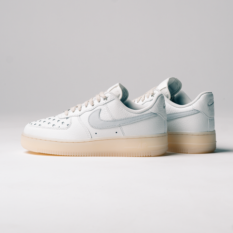 Women's shoes Nike Wmns Air Force 1 '07 Summit White/ Pure Platinum
